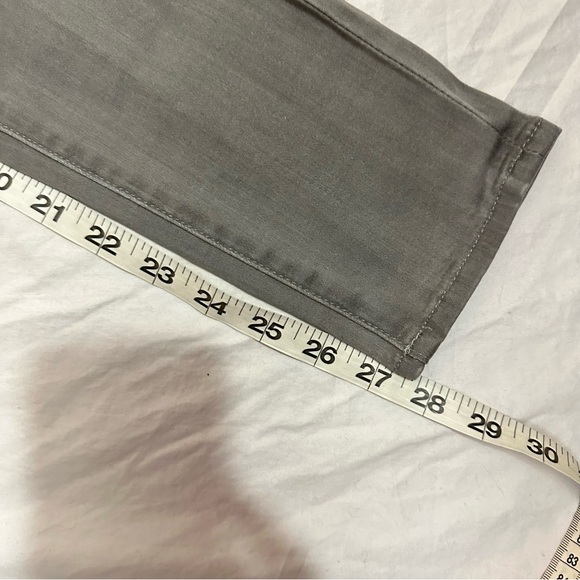 FRAME Denim Le Skinny de jeanne Grey - Picture 5 of 13